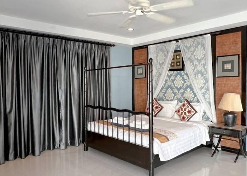 Phuket Thep Kasattri Room