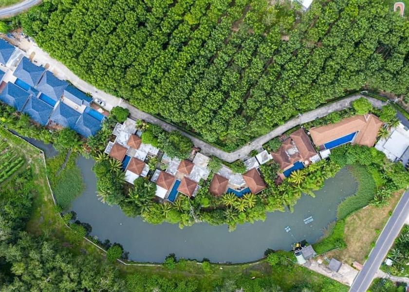 Phuket Thep Kasattri Exterior Detail