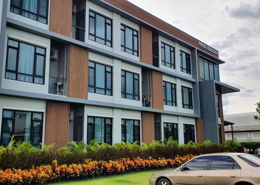 Suphan Buri U Thong Facade