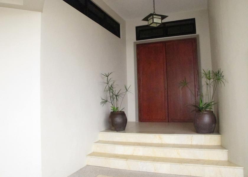 Phuket Province Wichit Interior Entrance