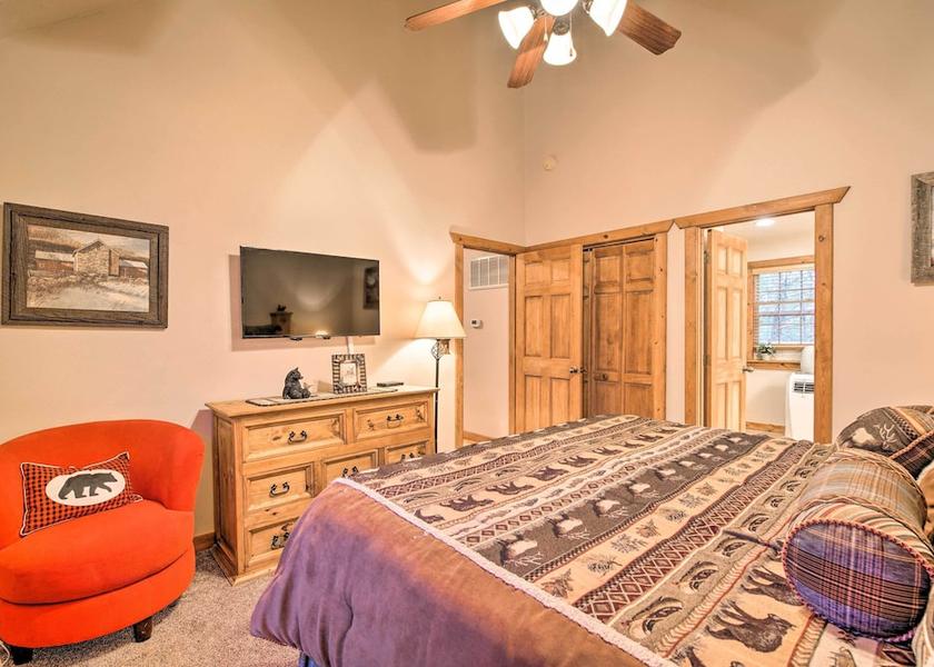 Missouri Branson West Interior Entrance