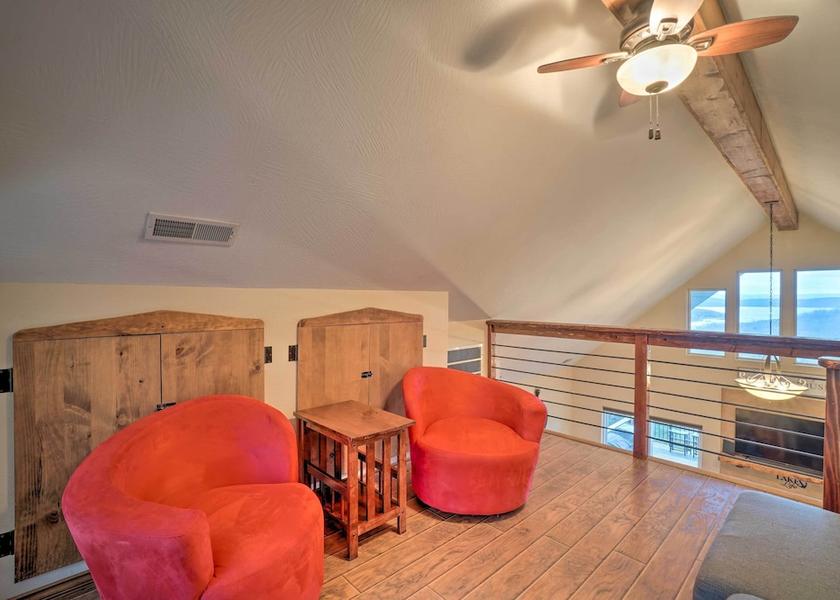 Missouri Branson West Interior Entrance