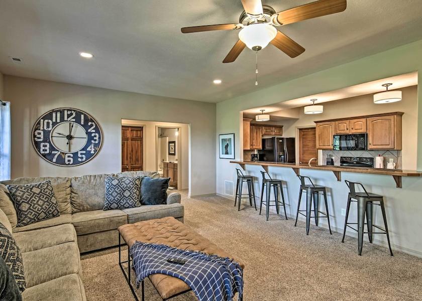 Missouri Branson West Interior Entrance