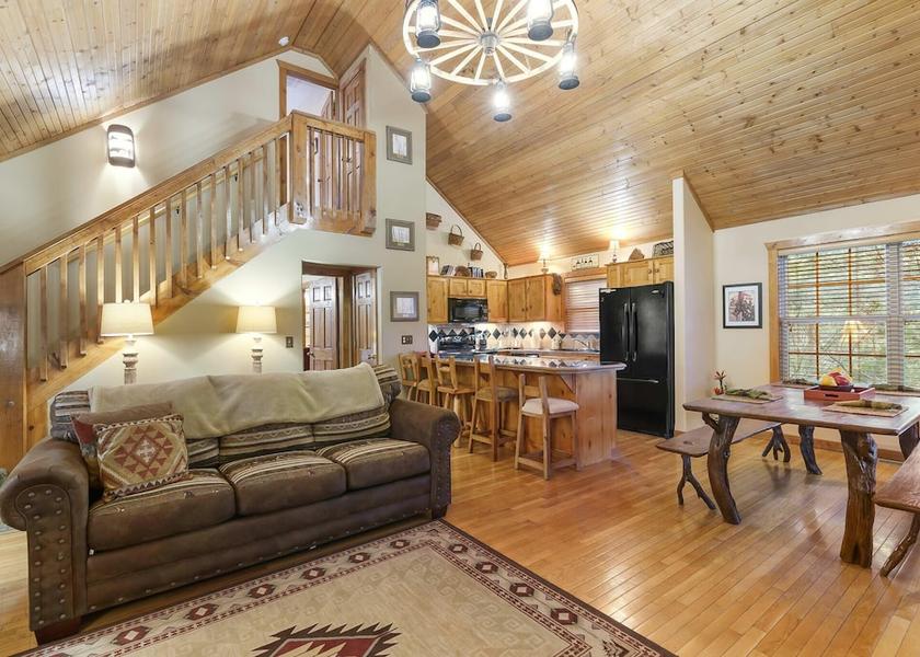 Missouri Branson West Living Area