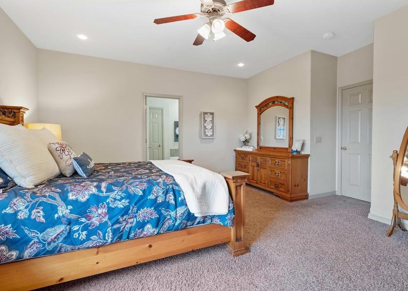 Missouri Branson West Room