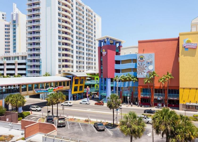 Florida Daytona Beach Shores Bathroom