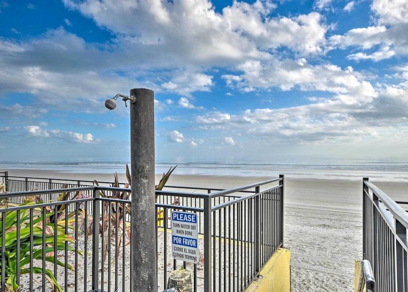 Florida Daytona Beach Shores Interior Entrance