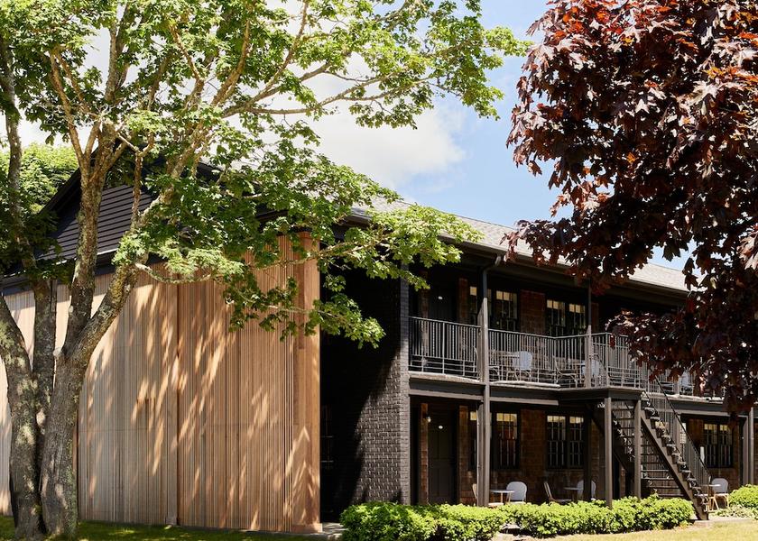 Massachusetts Dennis Port Exterior Detail