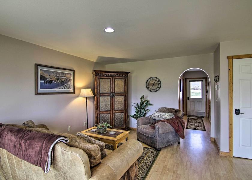 Montana Emigrant Interior Entrance