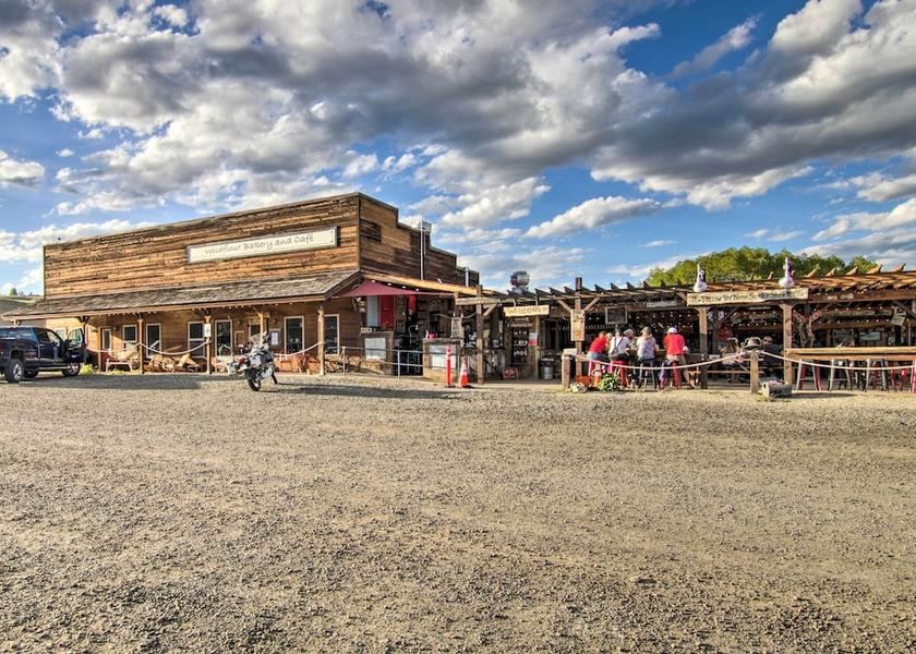 Montana Emigrant Interior Entrance