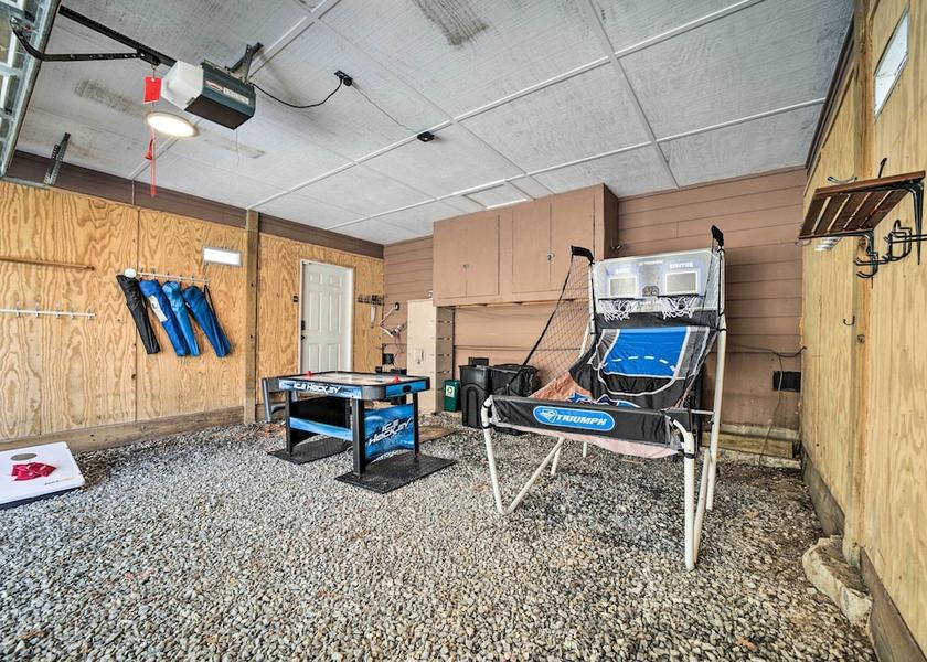 North Carolina Glenville Interior Entrance