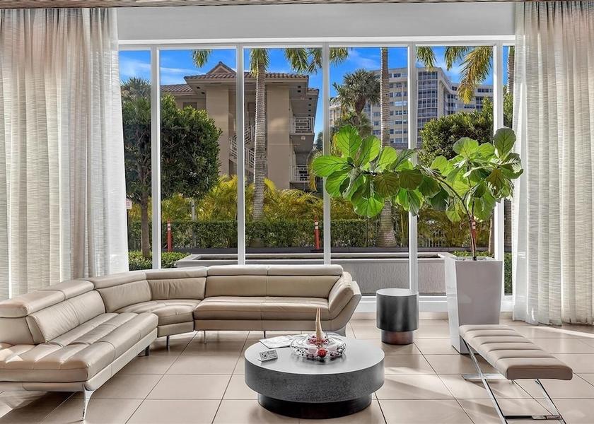 Florida Hallandale Beach Interior Entrance