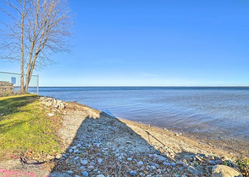 Michigan Houghton Lake Interior Entrance