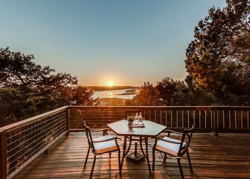 Texas Leander Outdoor Dining