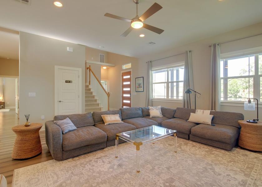 Texas Leander Interior Entrance