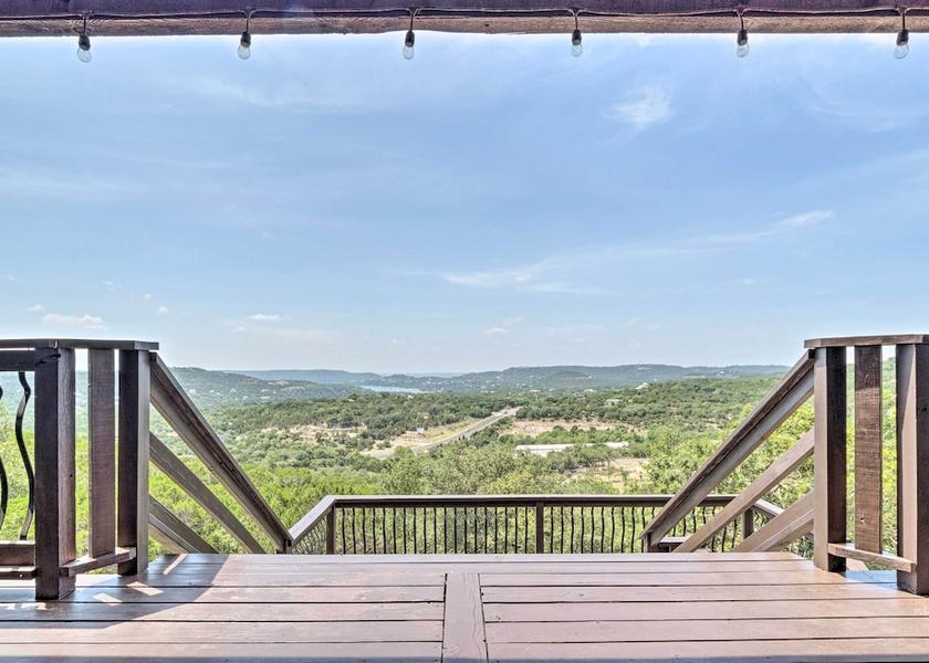 Texas Leander Interior Entrance
