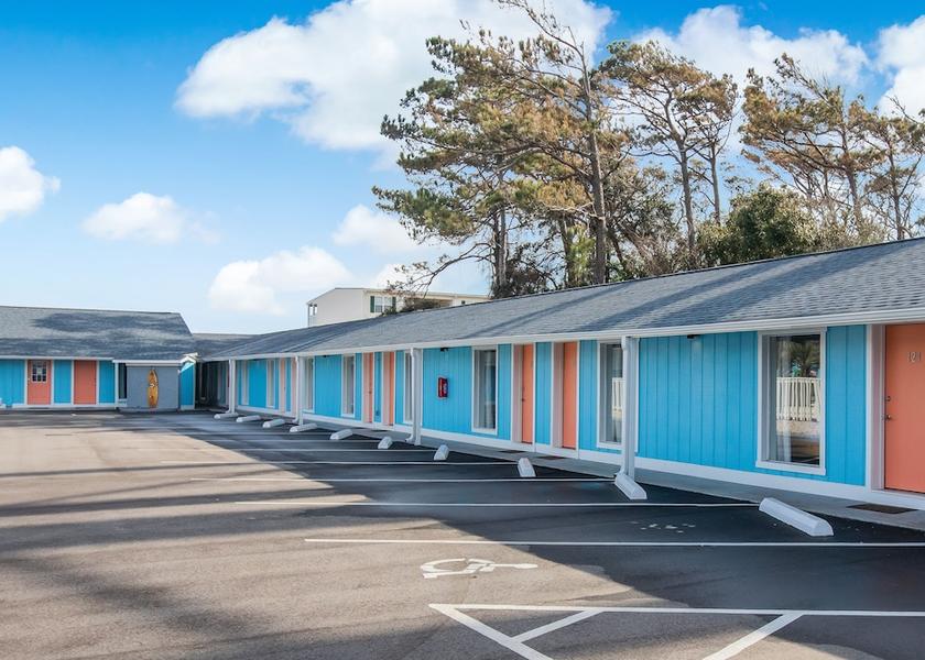North Carolina Oak Island Exterior Detail