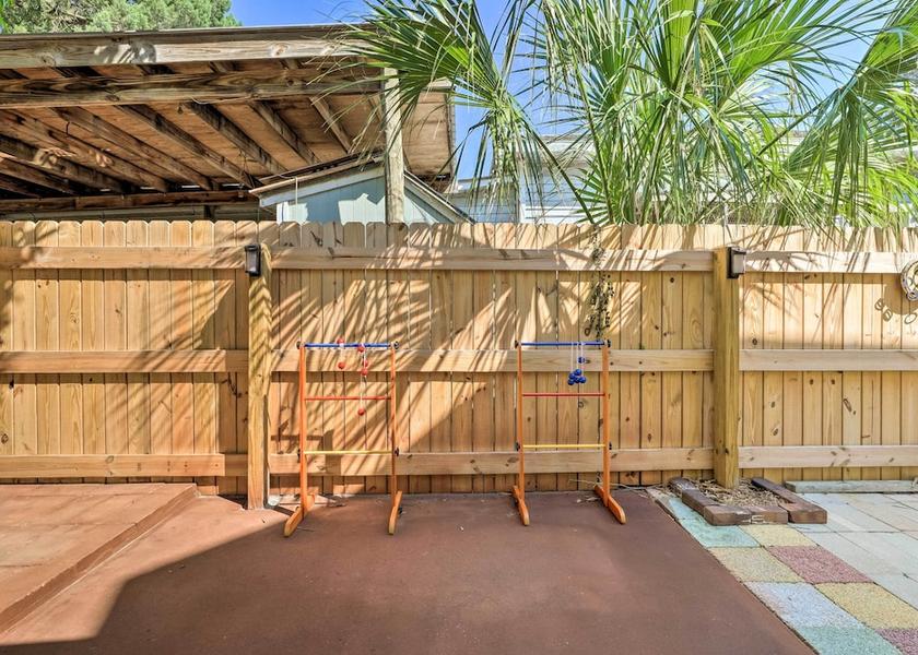 Georgia Palmetto Interior Entrance