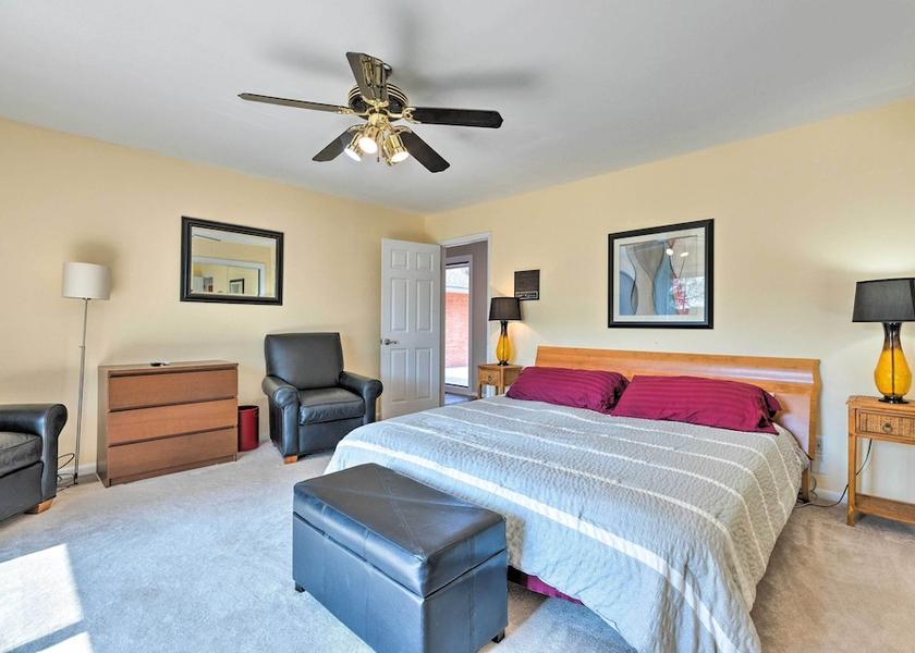 Virginia Reedville Interior Entrance