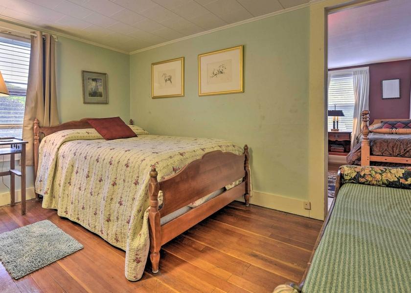 Connecticut Roxbury Interior Entrance