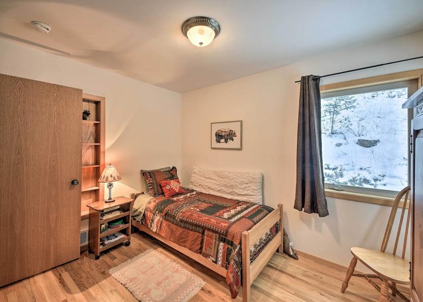 Kansas Rexford Interior Entrance