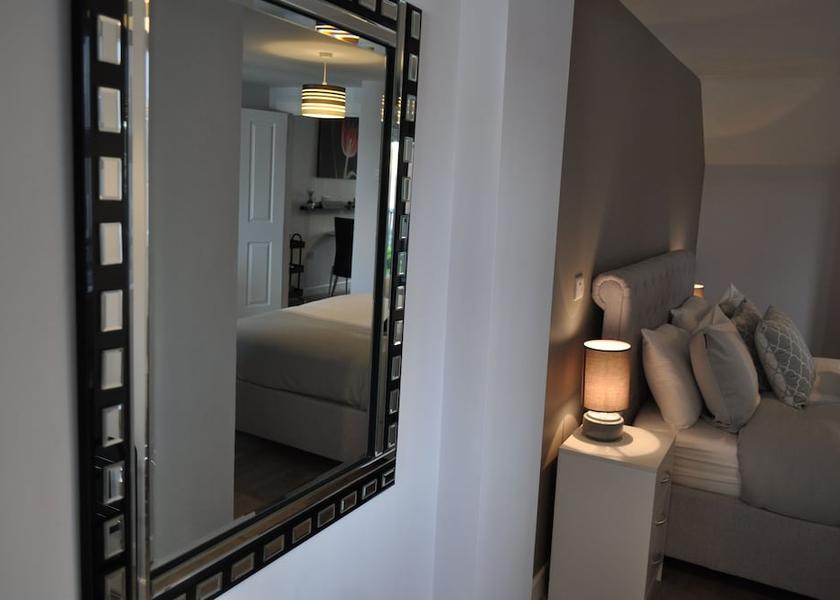 Northern Ireland Craigavon Room