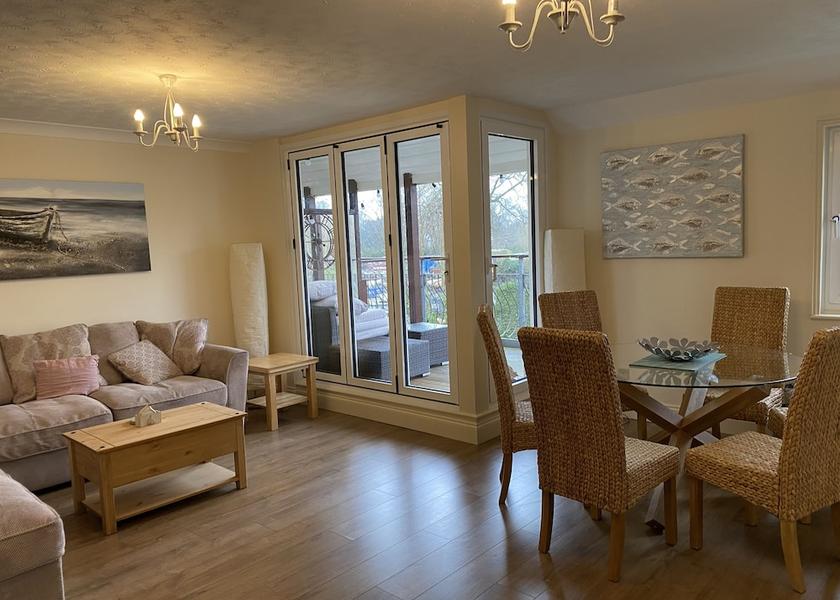 England St Neots Interior Entrance