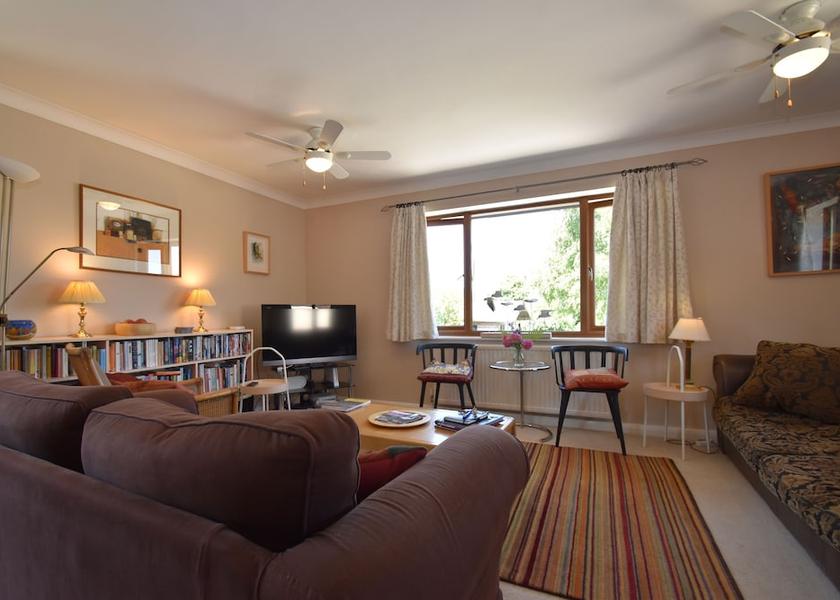 England Winchelsea Interior Entrance