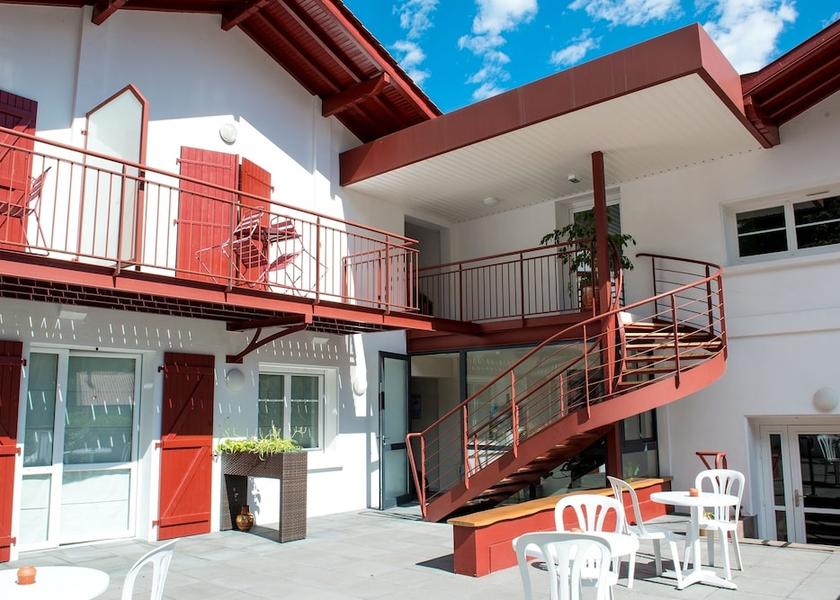 Nouvelle-Aquitaine Ainhoa Courtyard