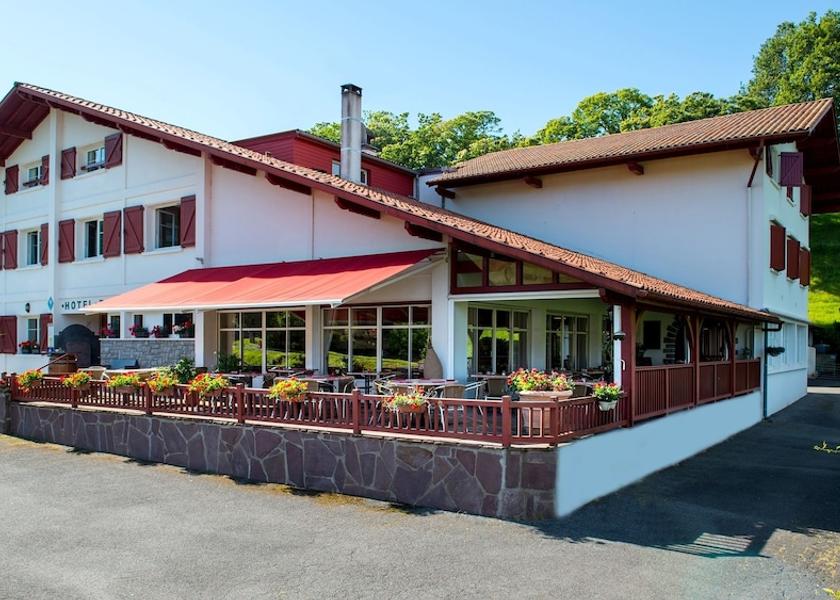 Nouvelle-Aquitaine Ainhoa Facade