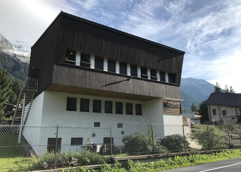 Auvergne-Rhone-Alpes Chamonix-Mont-Blanc Facade