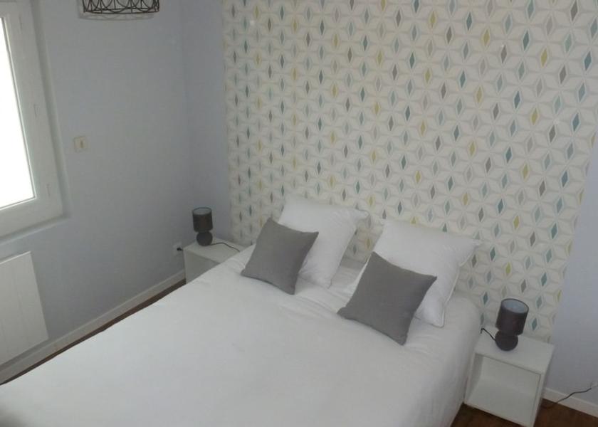 Nouvelle-Aquitaine Chasseneuil-du-Poitou Room
