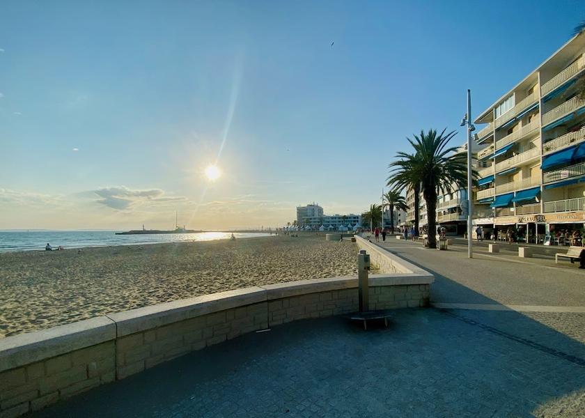 Occitanie Le Grau-Du-Roi Exterior Detail