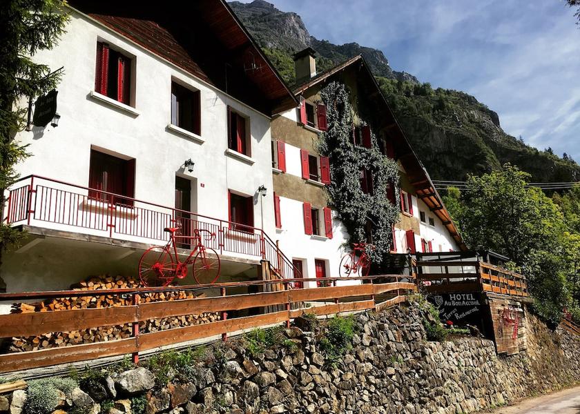 Auvergne-Rhone-Alpes Les Deux Alpes Facade