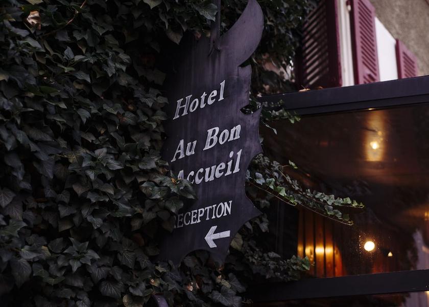 Auvergne-Rhone-Alpes Les Deux Alpes Reception