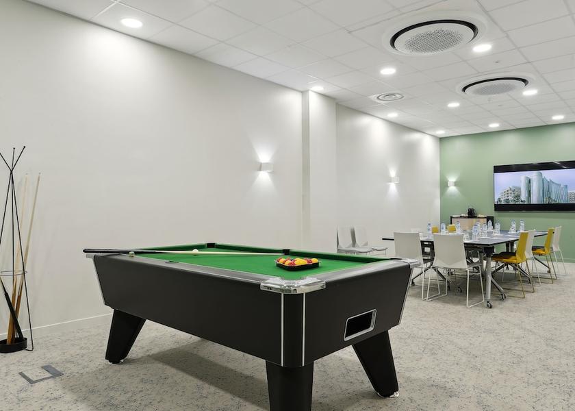 Ile-de-France Noisy-le-Grand Meeting Room