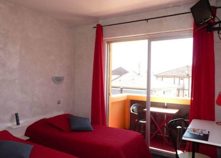 Nouvelle-Aquitaine Parentis-en-Born Room