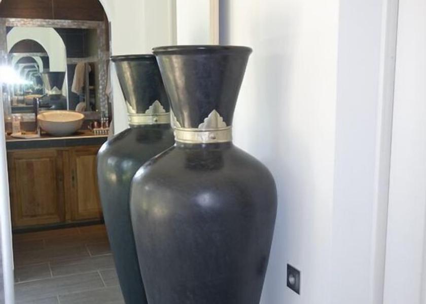 Corsica Porto-Vecchio Interior Entrance