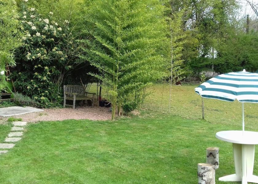 Bourgogne-Franche-Comte Varennes-Vauzelles Garden