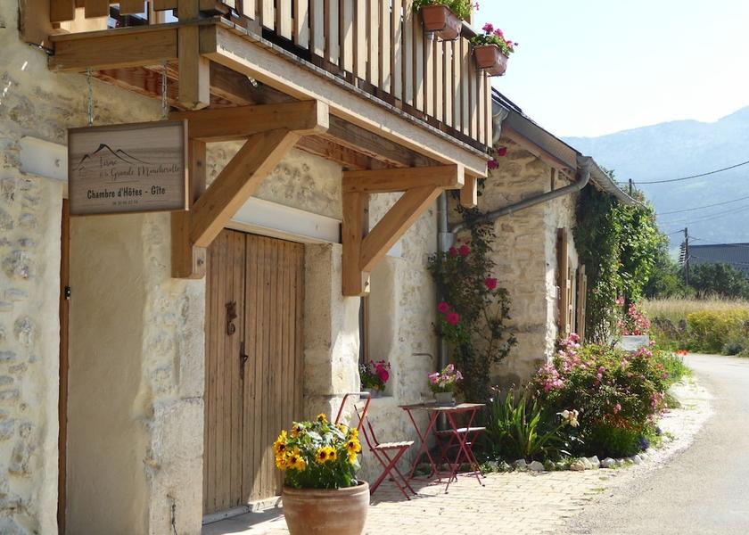 Auvergne-Rhone-Alpes Villard-de-Lans Exterior Detail