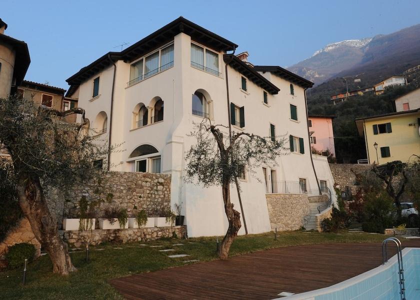 Veneto Brenzone sul Garda Exterior Detail