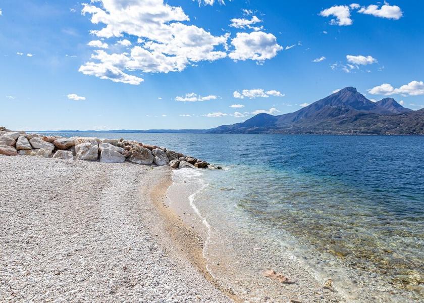 Veneto Brenzone sul Garda Beach