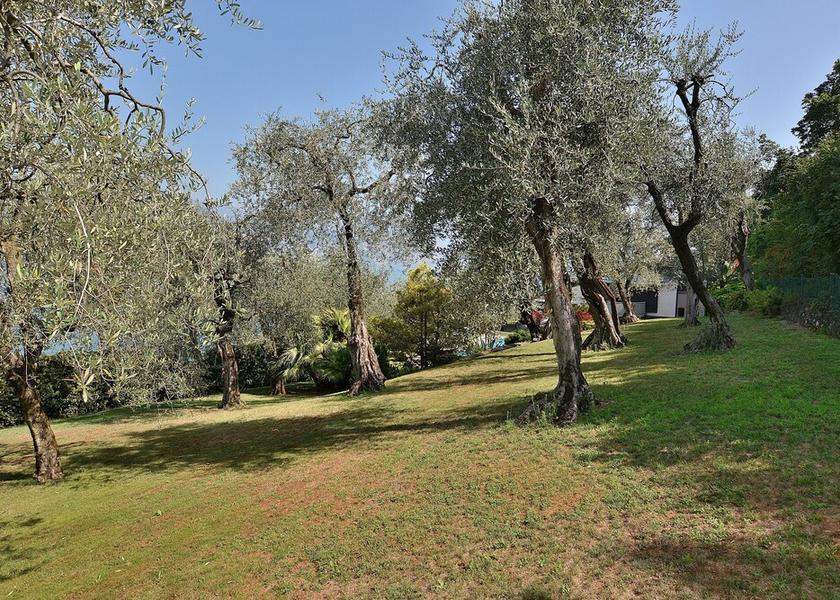 Veneto Brenzone sul Garda Property Grounds