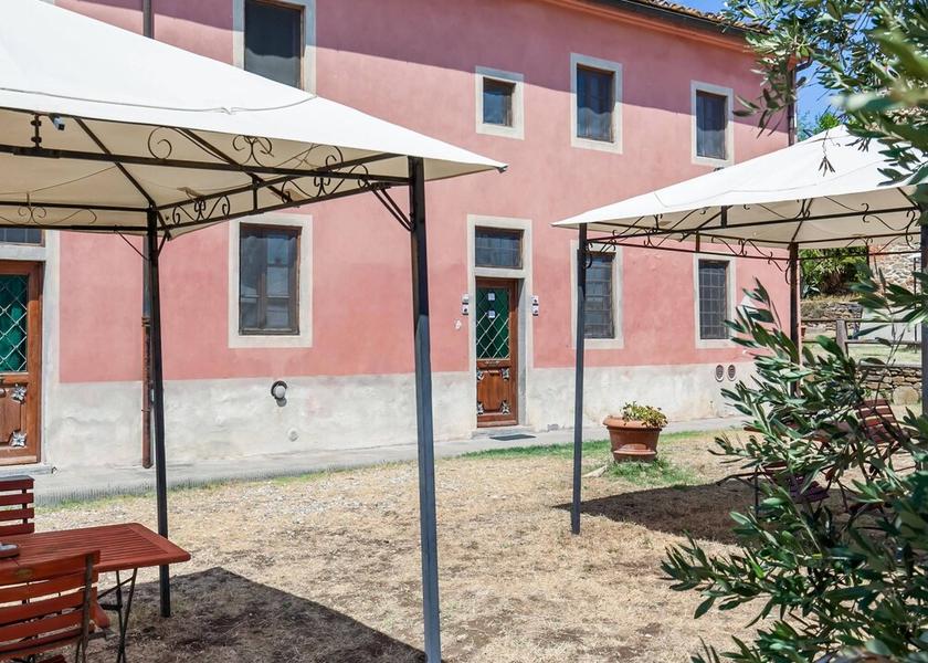 Tuscany Capraia e Limite Exterior Detail