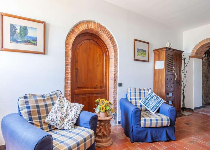 Tuscany Capraia e Limite Living Area