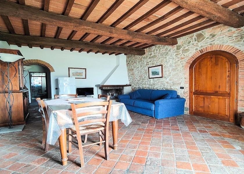 Tuscany Capraia e Limite Dining Area