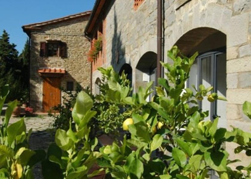 Tuscany Castelfranco Piandisco Exterior Detail