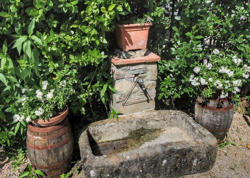 Tuscany Castelfranco Piandisco Exterior Detail