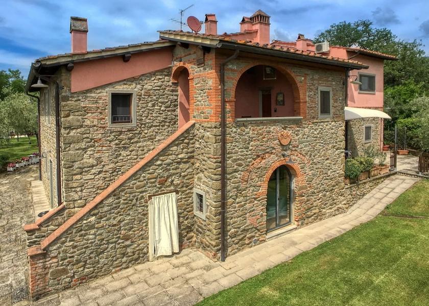 Tuscany Castelfranco Piandisco Exterior Detail