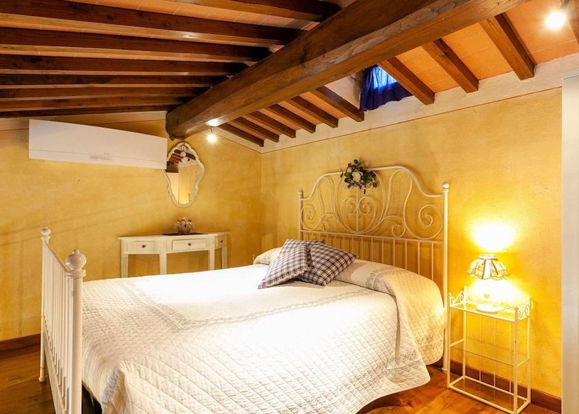 Tuscany Castelfranco Piandisco Room